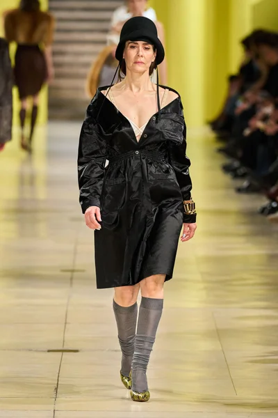 Look 63
